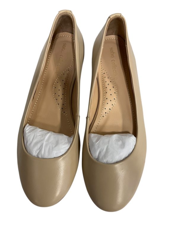 Shoes Flats By Clothes Mentor In Beige, Size: 7 Hot on Sale